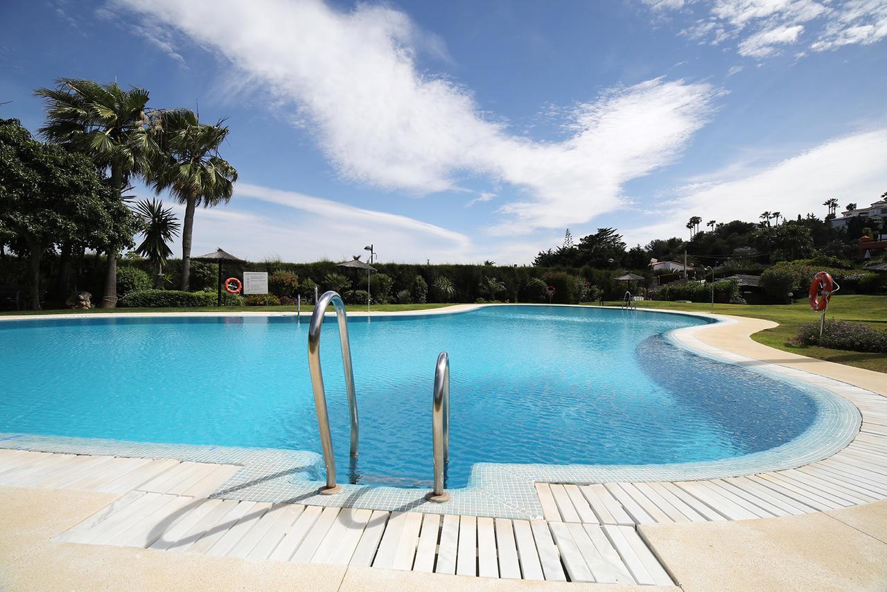 Appartement Jardines De Nueva Galera Cozy Penthouse à Estepona Extérieur photo