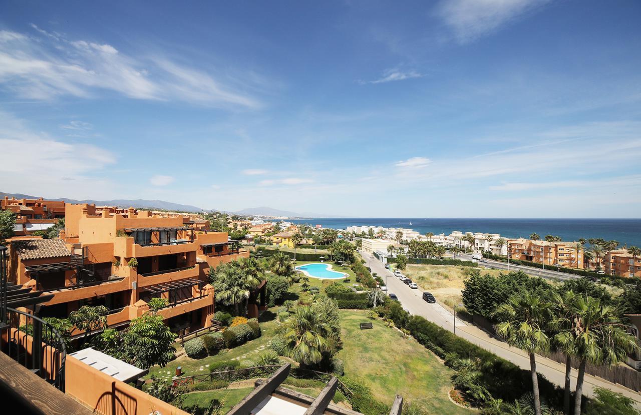 Appartement Jardines De Nueva Galera Cozy Penthouse à Estepona Extérieur photo