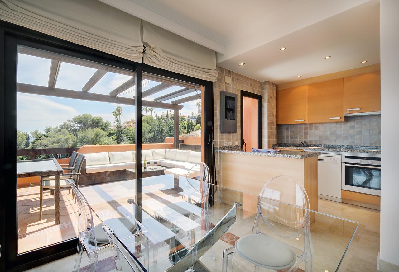 Appartement Jardines De Nueva Galera Cozy Penthouse à Estepona Extérieur photo