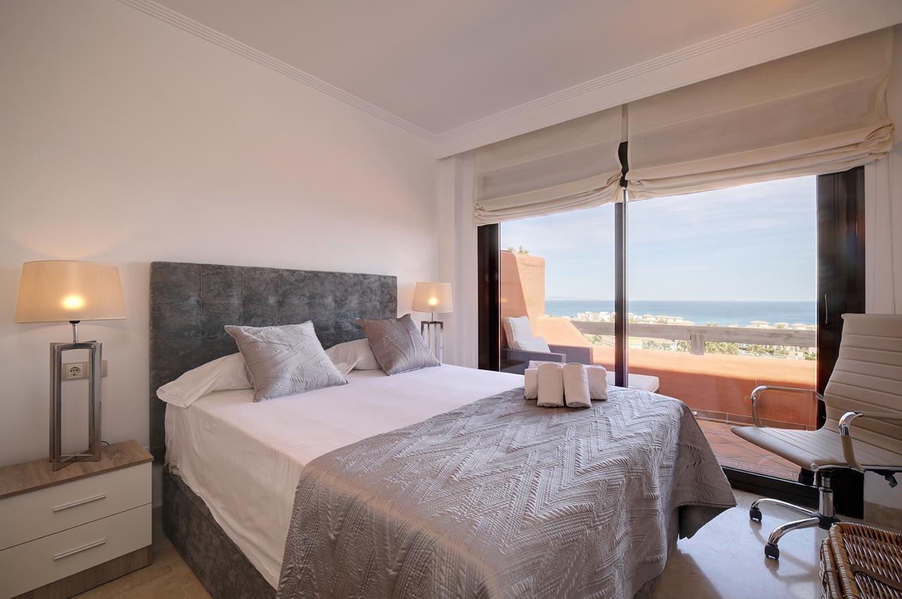 Appartement Jardines De Nueva Galera Cozy Penthouse à Estepona Extérieur photo